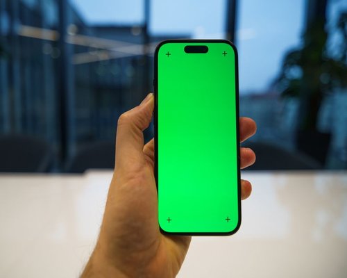 Smartphone presenting a fictional beginner-friendly gaming demonstration